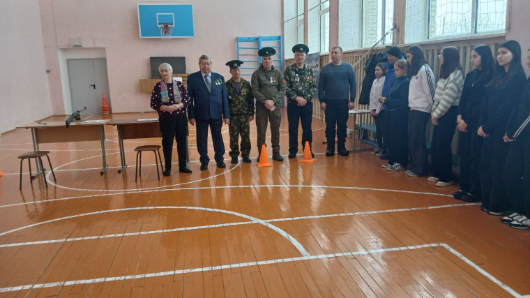 Традиционное соревнование по стрельбе.